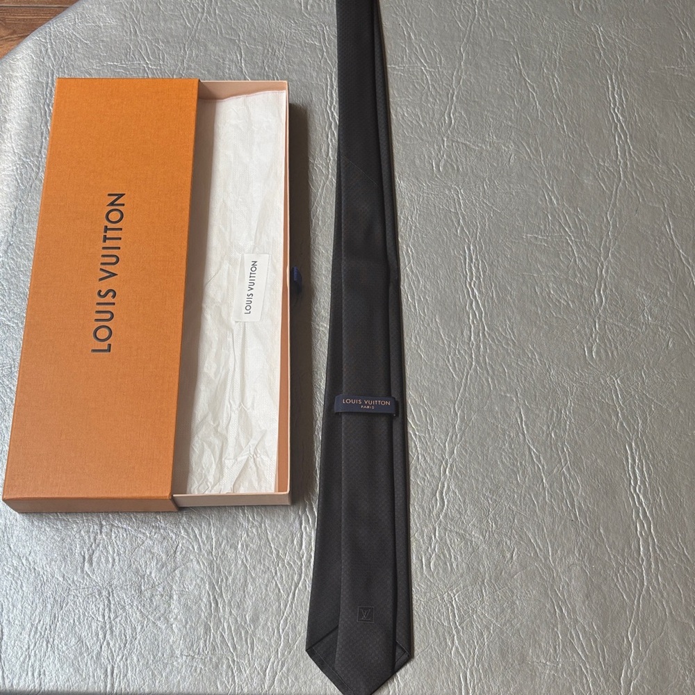 Louis Vuitton Classic Black Tie brand new and original